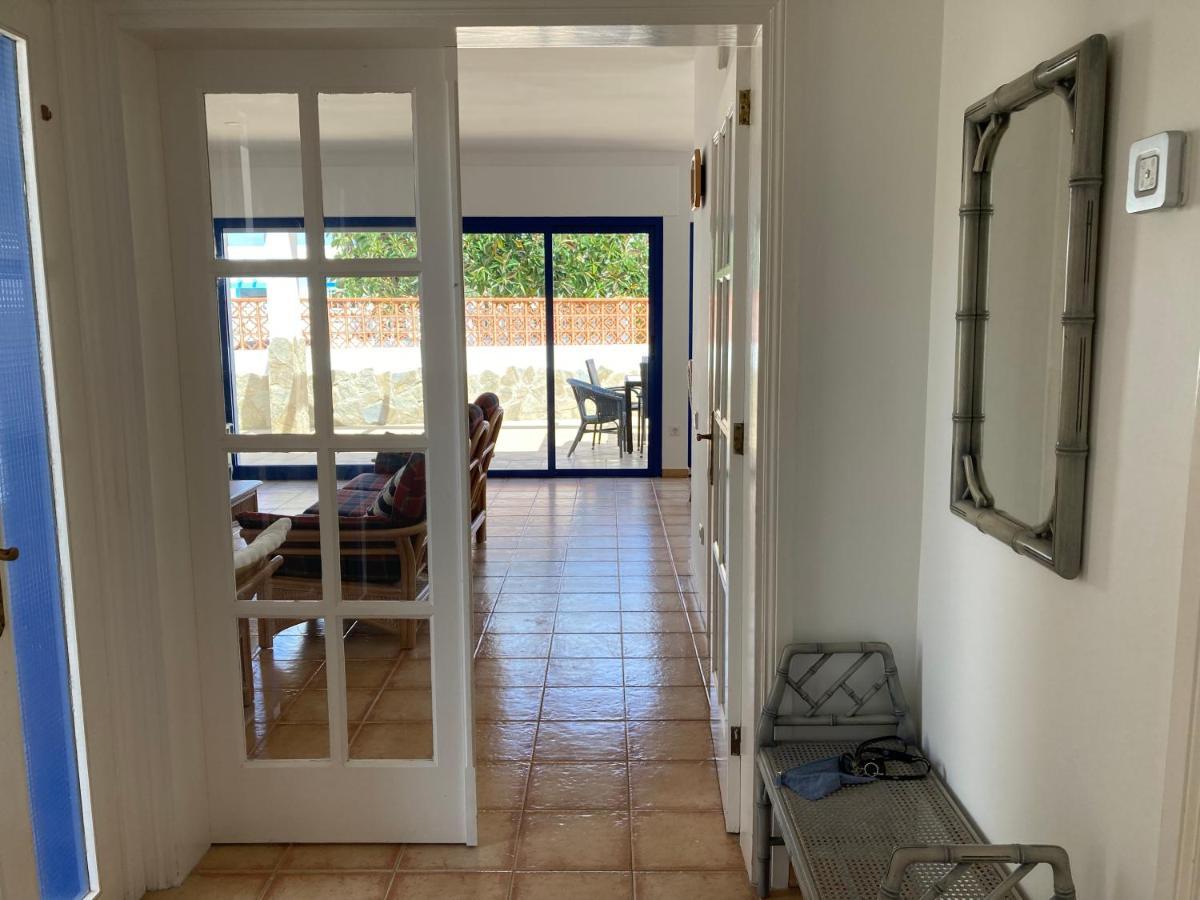 Beach House With The Heated Pool Next To Rocky Point Corralejo Exterior photo